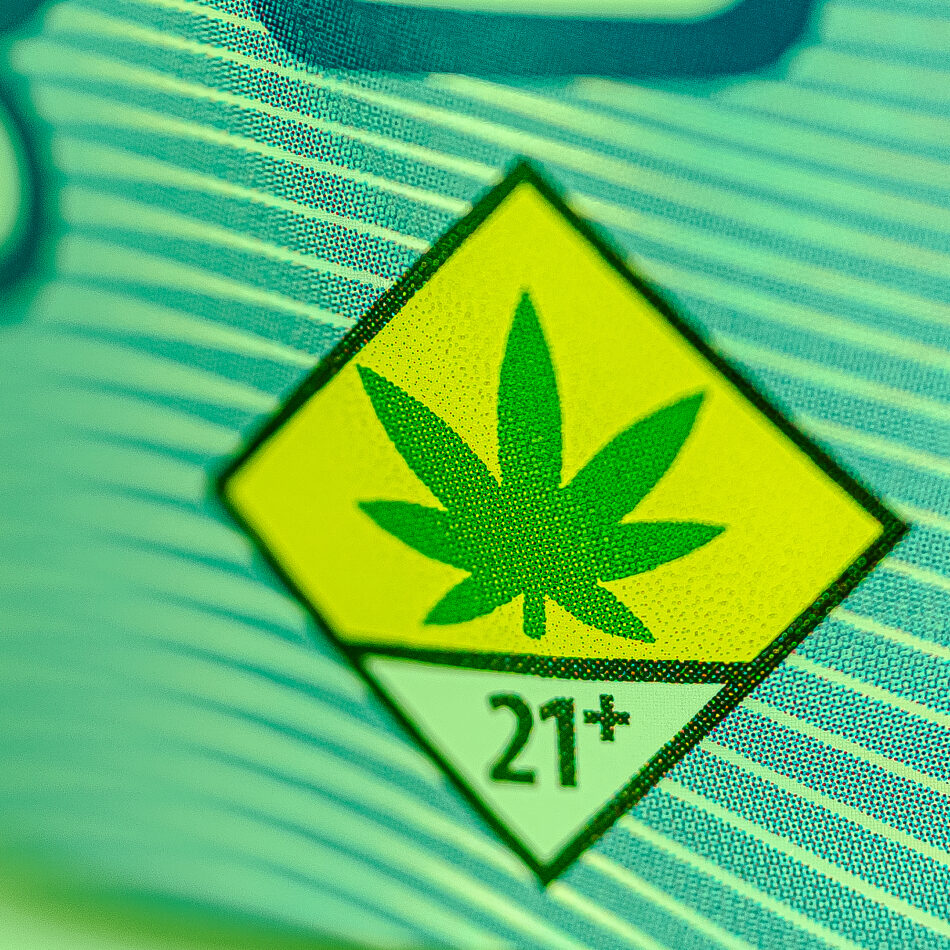 cannabis-safety (1) close-up of 21+ warning label